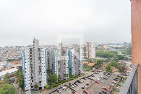 Vista da varanda da sala  de apartamento à venda com 2 quartos, 56m² em Taboão, Diadema