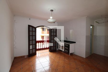 Sala/Cozinha de casa para alugar com 1 quarto, 53m² em Jardim Nova Tereza, São Paulo