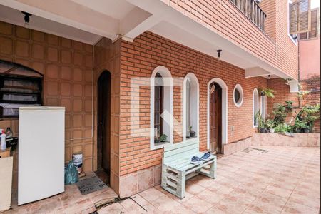 Casa para alugar com 205m², 3 quartos e 2 vagas Casa para alugar com 205m², 3 quartos e 2 vagasQuintal