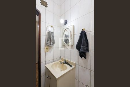 Banheiro de casa para alugar com 3 quartos, 205m² em Rudge Ramos, São Bernardo do Campo