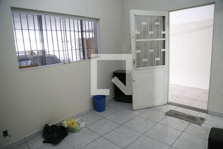 Sala de TV de casa à venda com 2 quartos, 200m² em Vila Albertina, São Paulo