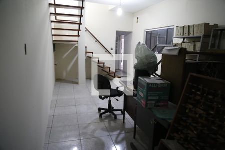 Sala de Estar de casa à venda com 2 quartos, 200m² em Vila Albertina, São Paulo