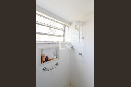 Apartamento à venda com 60m², 2 quartos e 2 vagas Apartamento à venda com 60m², 2 quartos e 2 vagasBanheiro