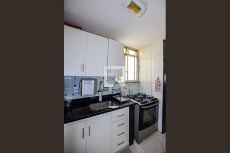 Apartamento à venda com 60m², 2 quartos e 2 vagas Apartamento à venda com 60m², 2 quartos e 2 vagasCozinha