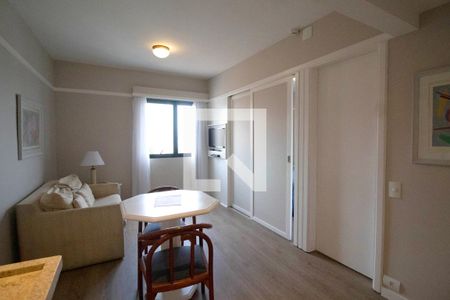 Sala de kitnet/studio para alugar com 1 quarto, 33m² em Jardim Paulista, São Paulo