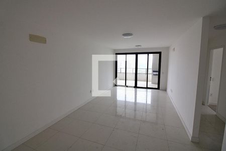 Sala de apartamento para alugar com 3 quartos, 131m² em Barra da Tijuca, Rio de Janeiro