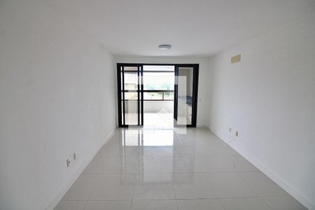 Sala de apartamento para alugar com 3 quartos, 131m² em Barra da Tijuca, Rio de Janeiro
