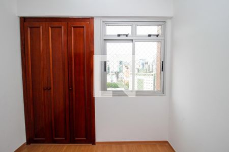 Quarto 1 de apartamento para alugar com 3 quartos, 112m² em Savassi, Belo Horizonte