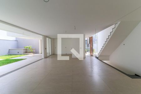 Sala de casa de condomínio à venda com 4 quartos, 450m² em Brooklin Velho, São Paulo