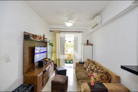 Sala de apartamento à venda com 3 quartos, 67m² em Badu, Niterói