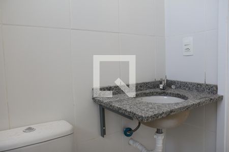 Banheiro Social de apartamento para alugar com 1 quarto, 34m² em Chácara Mafalda, São Paulo