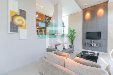Sala de casa de condomínio à venda com 4 quartos, 500m² em Vale Azul, Jundiaí
