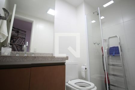 Banheiro da Suíte de apartamento para alugar com 3 quartos, 108m² em Vila Monumento, São Paulo