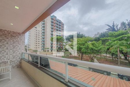 Varanda de casa para alugar com 3 quartos, 300m² em Jardim Las Palmas, Guarujá