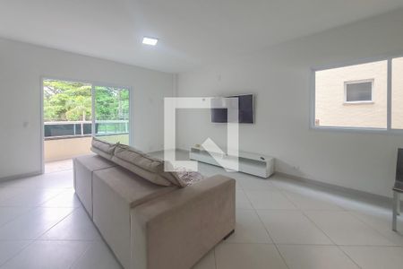 Sala 1 de casa para alugar com 3 quartos, 300m² em Jardim Las Palmas, Guarujá