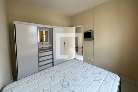 Quarto 01 de apartamento para alugar com 3 quartos, 85m² em Copacabana, Rio de Janeiro