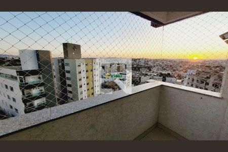 Apartamento à venda com 3 quartos, 95m² em Fernão Dias, Belo Horizonte