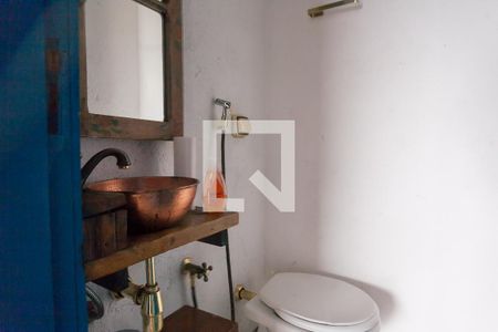 Casa de condomínio à venda com 400m², 4 quartos e 6 vagas Casa de condomínio à venda com 400m², 4 quartos e 6 vagasLavabo