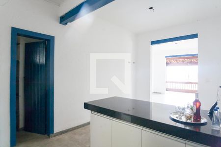 Casa de condomínio à venda com 400m², 4 quartos e 6 vagas Casa de condomínio à venda com 400m², 4 quartos e 6 vagasCozinha