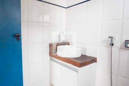 Casa de condomínio à venda com 400m², 4 quartos e 6 vagas Casa de condomínio à venda com 400m², 4 quartos e 6 vagasBanheiro da Suíte 3