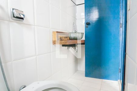 Casa de condomínio à venda com 400m², 4 quartos e 6 vagas Casa de condomínio à venda com 400m², 4 quartos e 6 vagasBanheiro da Suíte 1