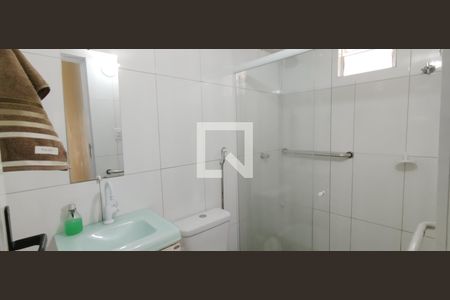 Banheiro de casa para alugar com 4 quartos, 200m² em Itapuã, Salvador