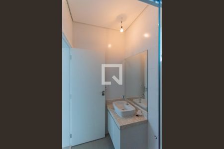 Banheiro Social de casa de condomínio à venda com 3 quartos, 264m² em Swiss Park, Campinas
