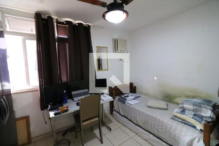 Quarto 1 de apartamento à venda com 2 quartos, 68m² em Tubiacanga, Rio de Janeiro
