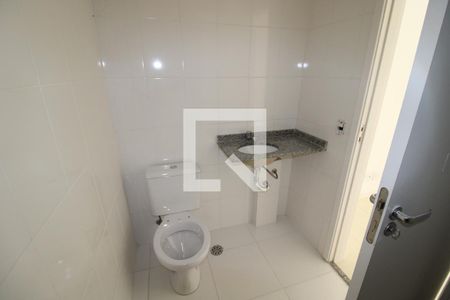 Banheiro de apartamento à venda com 1 quarto, 30m² em Parque Anhanguera, São Paulo