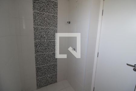 Banheiro de apartamento para alugar com 1 quarto, 30m² em Parque Anhanguera, São Paulo