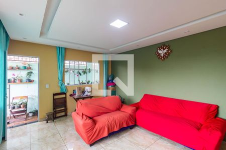 Sala de casa à venda com 3 quartos, 400m² em Santa Maria, Osasco