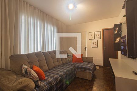 Sala de casa para alugar com 2 quartos, 80m² em Boa Vista, Curitiba