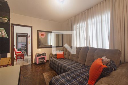 Sala de casa para alugar com 2 quartos, 80m² em Boa Vista, Curitiba