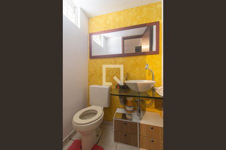 Lavabo de casa para alugar com 2 quartos, 80m² em Boa Vista, Curitiba