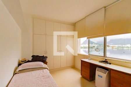 Quarto 2 de apartamento à venda com 4 quartos, 200m² em Ipanema, Rio de Janeiro