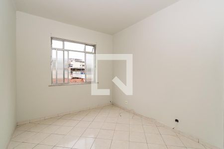 Sala de apartamento para alugar com 1 quarto, 50m² em Olaria, Rio de Janeiro