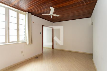 Quarto de apartamento à venda com 2 quartos, 83m² em Independência, Porto Alegre
