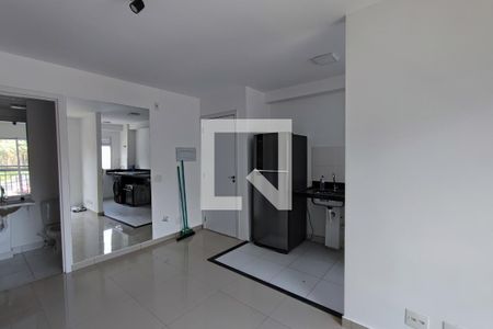 Sala de apartamento para alugar com 2 quartos, 41m² em Jardim Ipaussurama, Campinas