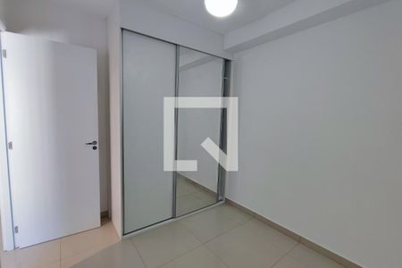 Quarto 2 de apartamento para alugar com 2 quartos, 41m² em Jardim Ipaussurama, Campinas