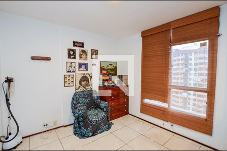 Quarto 2 de apartamento à venda com 3 quartos, 98m² em Icaraí, Niterói