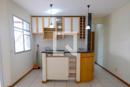 Sala/Cozinha de apartamento para alugar com 1 quarto, 40m² em Savassi, Belo Horizonte