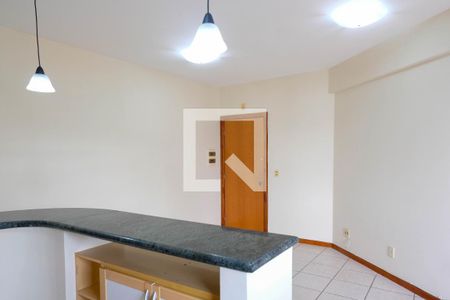 Sala/Cozinha de apartamento para alugar com 1 quarto, 40m² em Savassi, Belo Horizonte