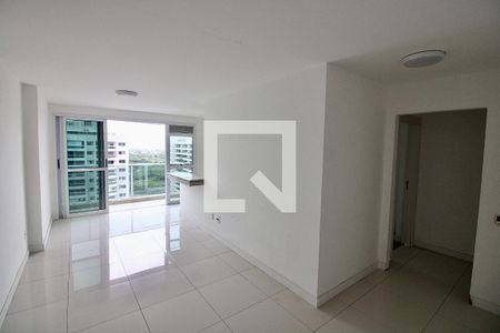 Sala de apartamento para alugar com 2 quartos, 80m² em Barra da Tijuca, Rio de Janeiro