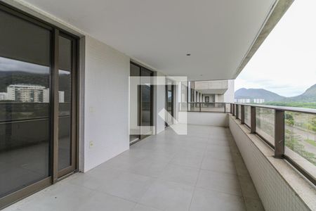 Varanda de casa de condomínio para alugar com 3 quartos, 134m² em Barra da Tijuca, Rio de Janeiro