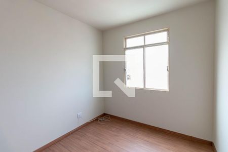 Quarto 1 de apartamento para alugar com 2 quartos, 64m² em Nova Suíça, Belo Horizonte