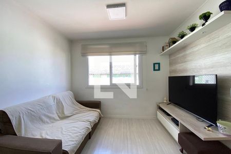 Sala de apartamento à venda com 2 quartos, 60m² em Vila Nova, Novo Hamburgo
