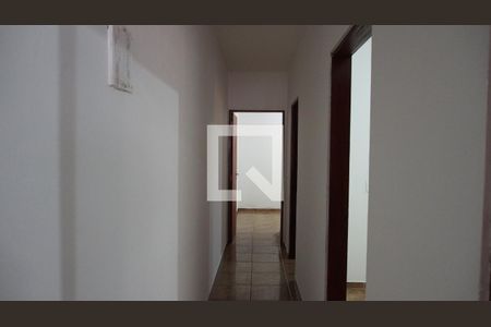 Corredor de casa à venda com 3 quartos, 100m² em Parque Almerinda Pereira Chaves, Jundiaí