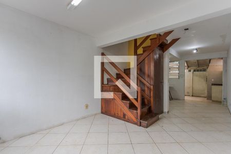 Sala de casa à venda com 2 quartos, 74m² em Sarandi, Porto Alegre