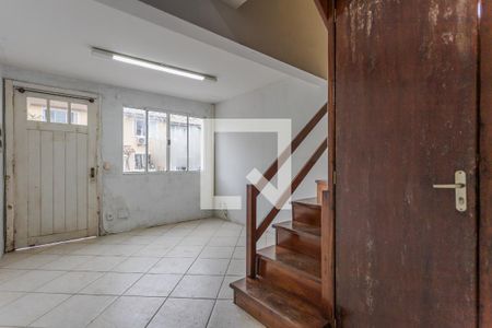 Sala de casa à venda com 2 quartos, 74m² em Sarandi, Porto Alegre