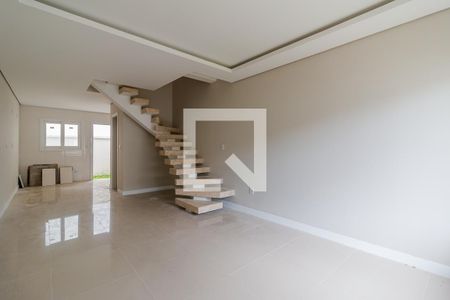 Sala de casa à venda com 2 quartos, 84m² em Cristal, Porto Alegre